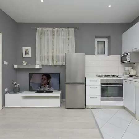 Listun Apartment